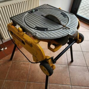 Piła stołowa DeWalt 1400 W 30 mm ukośnica