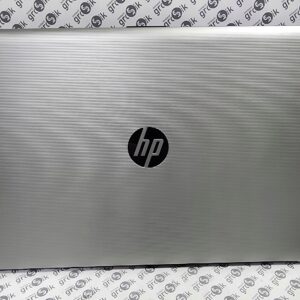 Laptop HP 15-AY173; 15,6″ Intel Core i7 7500U 8/1024 GB