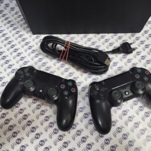 Konsola Sony PlayStation 4 pro 1 TB + kable + 2 pady